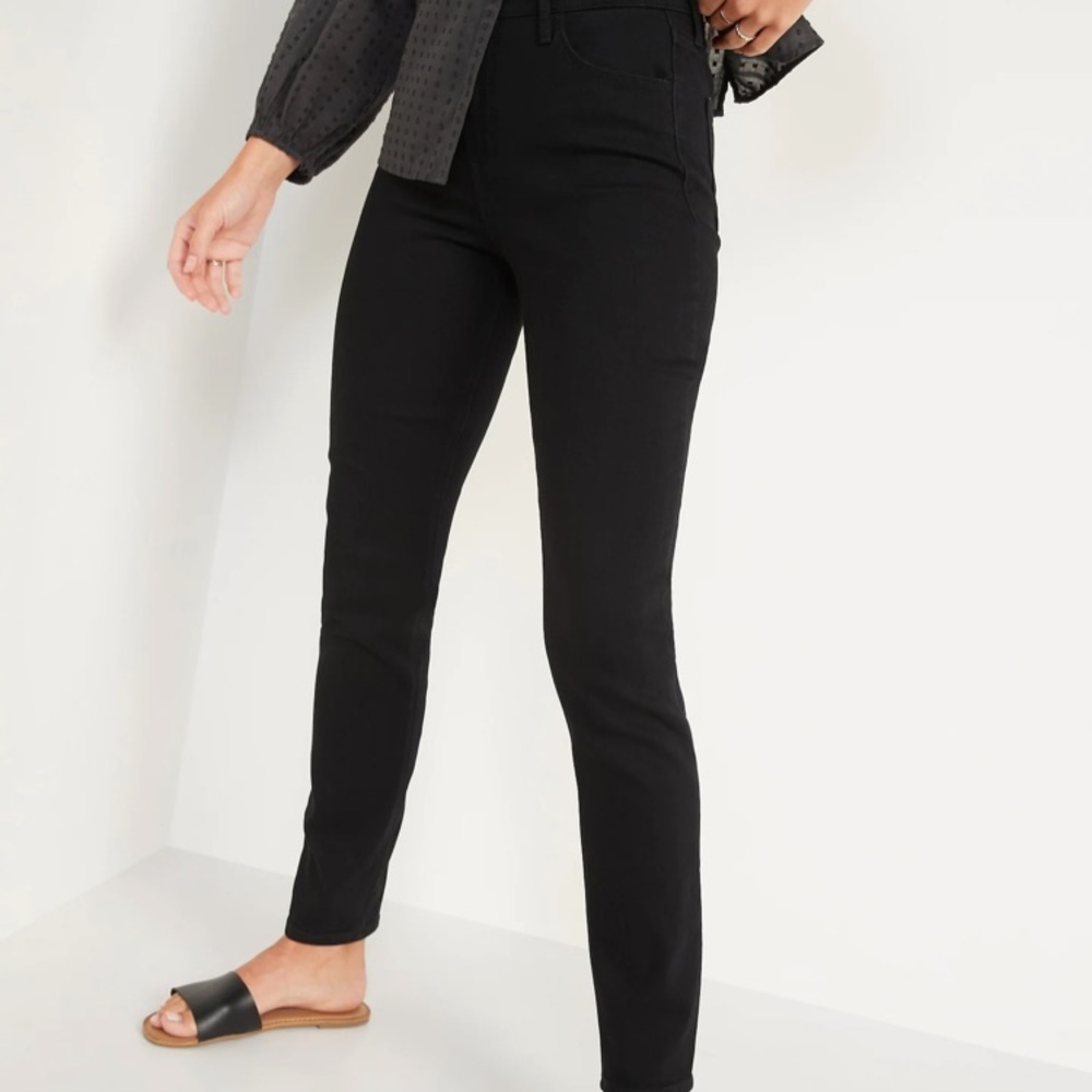 Old Navy Rockstar Skinny Super High Rise Black Jeans
